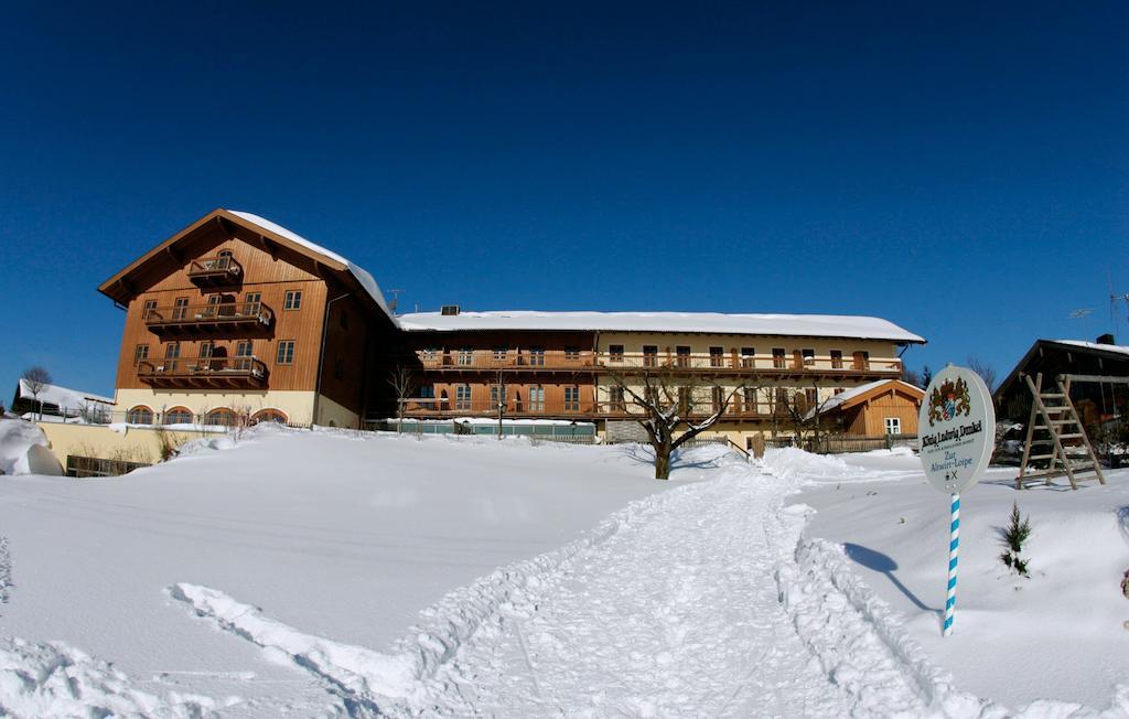 Hotel Und Landgasthof Altwirt Großhartpenning Dış mekan fotoğraf